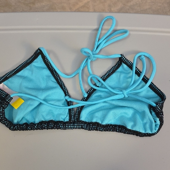 (J29) Blue and Black Bikini Swim Top - Picture 2 of 3